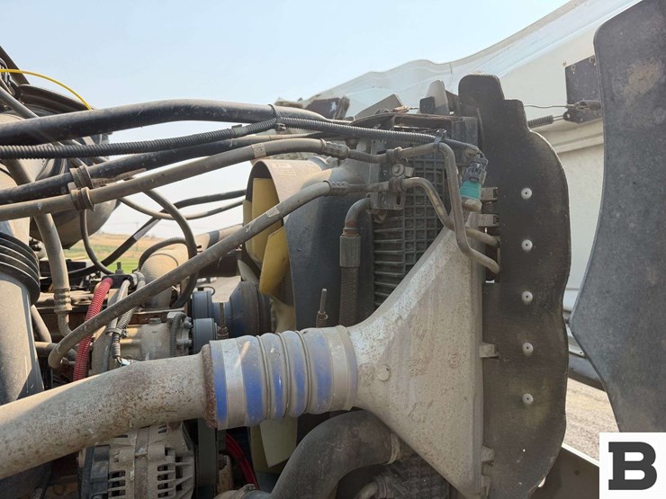 2007-sterling-l8500-image-53