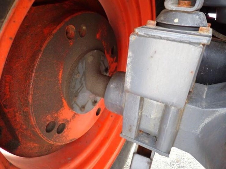 2019-kubota-m4-071-image-60