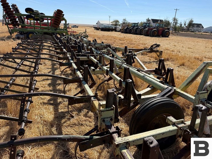 calkins-40'-field-cultivator-image-25