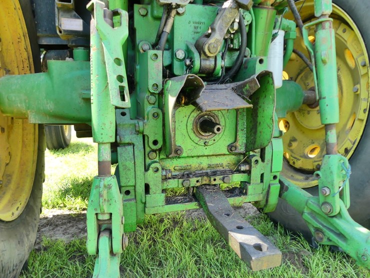 john-deere-7400-image-7