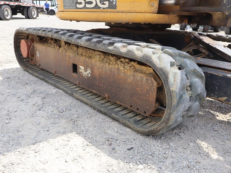 2017-deere-35g-image-10
