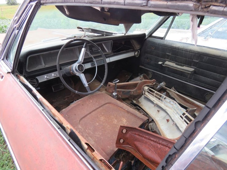 1966-chevrolet-impala-2dr-ht-ss-image-9