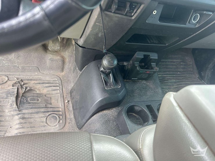 2017-ford-f550-image-16