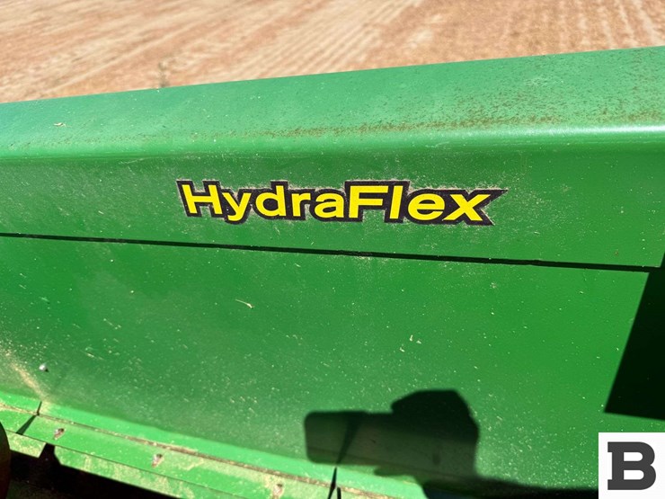 2012-john-deere-625f-image-11