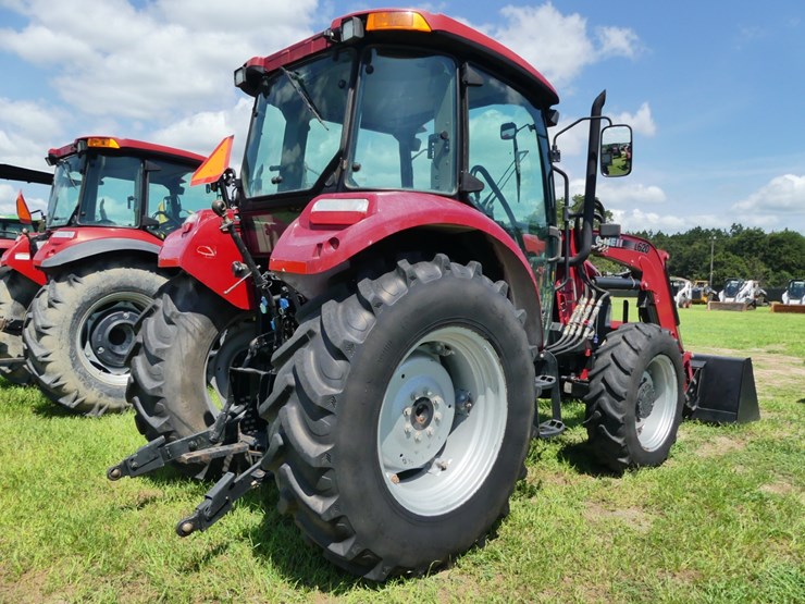 2017-case-ih-farmall-75c-image-3