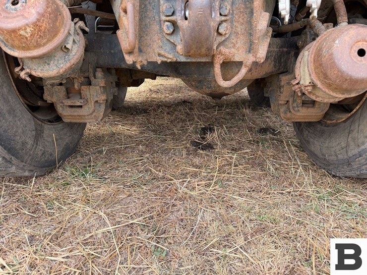 1988-mack-rd688s-image-24