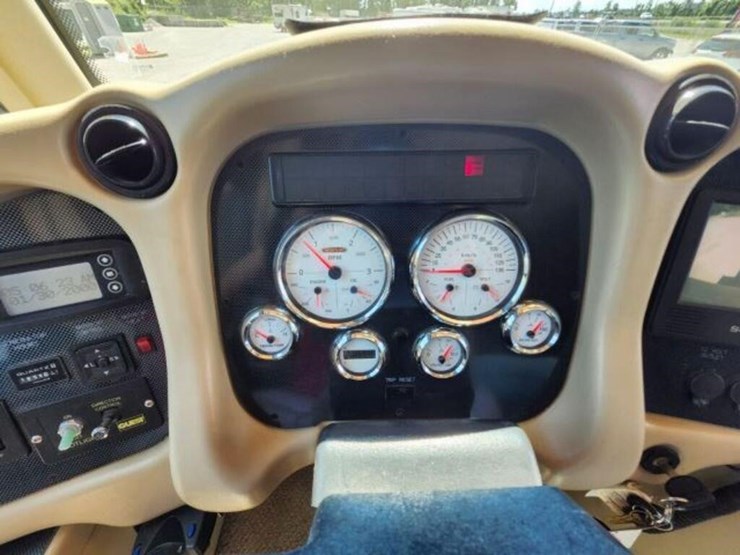 2006-allegro-bus-class-a-motorhome-400abus0d6j0072-image-16