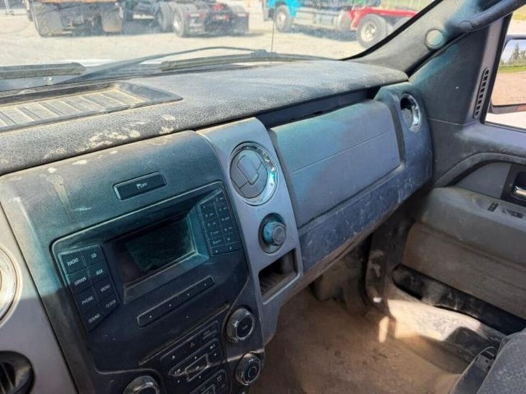 2014-ford-f150-xlt-image-19