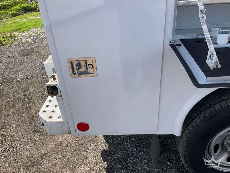 2019-ford-f350-image-36