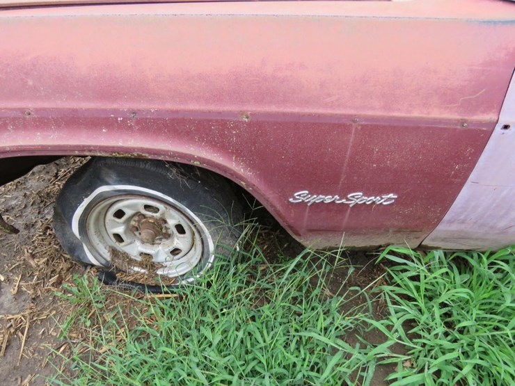 1966-chevrolet-impala-ss-2dr-ht-image-5