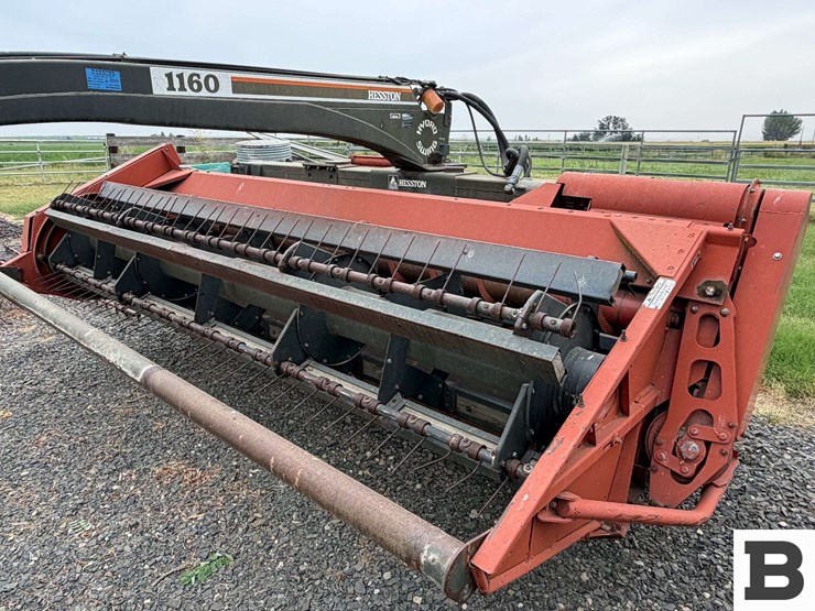 hesston-1160-image-12