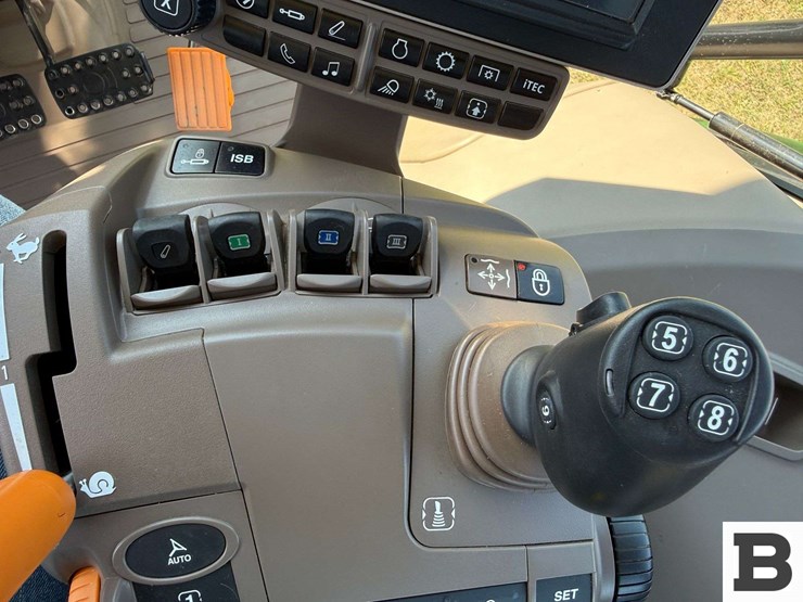 2016-john-deere-6155r-image-78