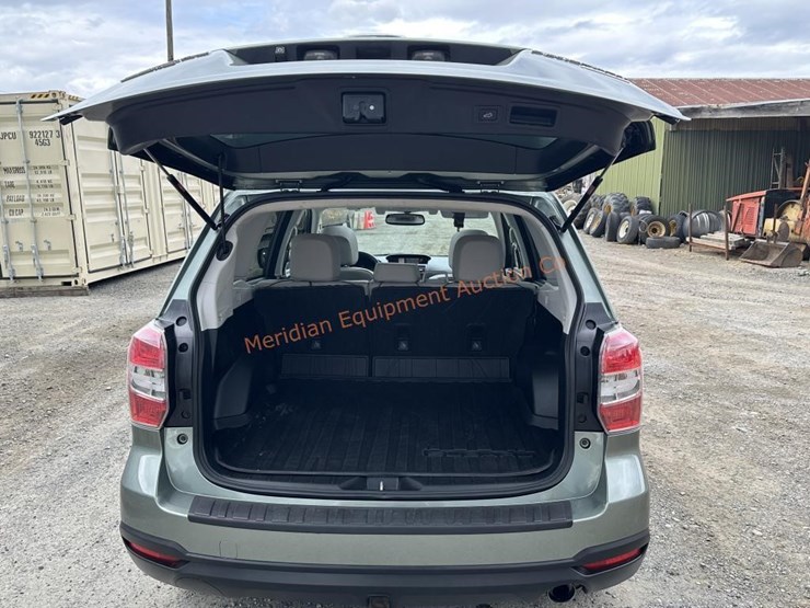 2015-subaru-forester-image-15