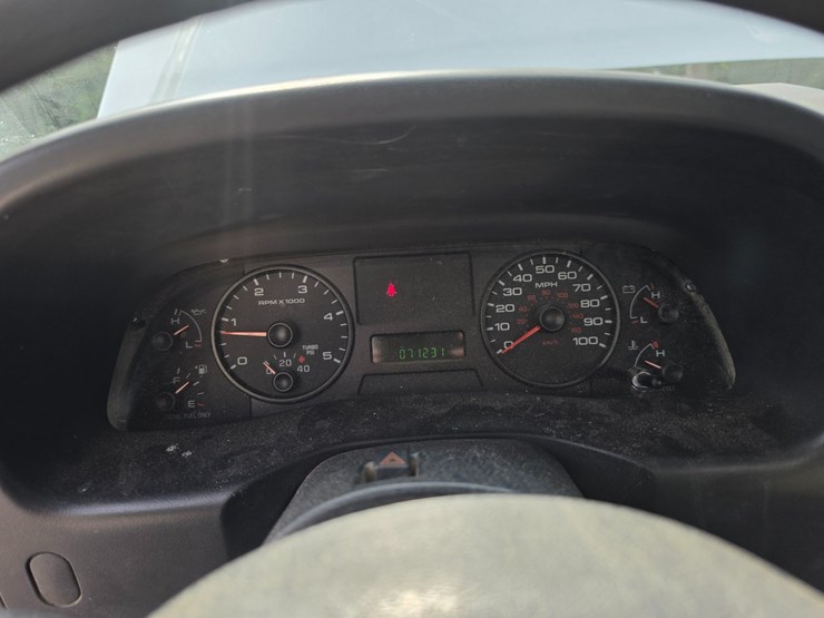 2006-ford-f550-image-49