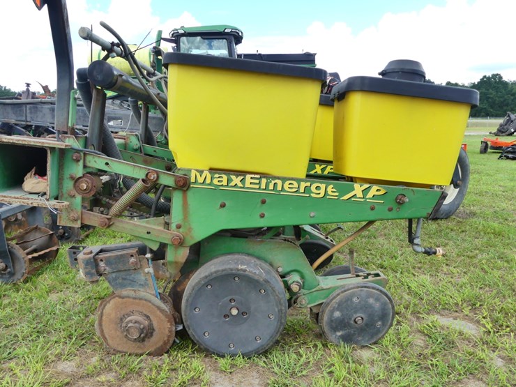 john-deere-1700-image-7