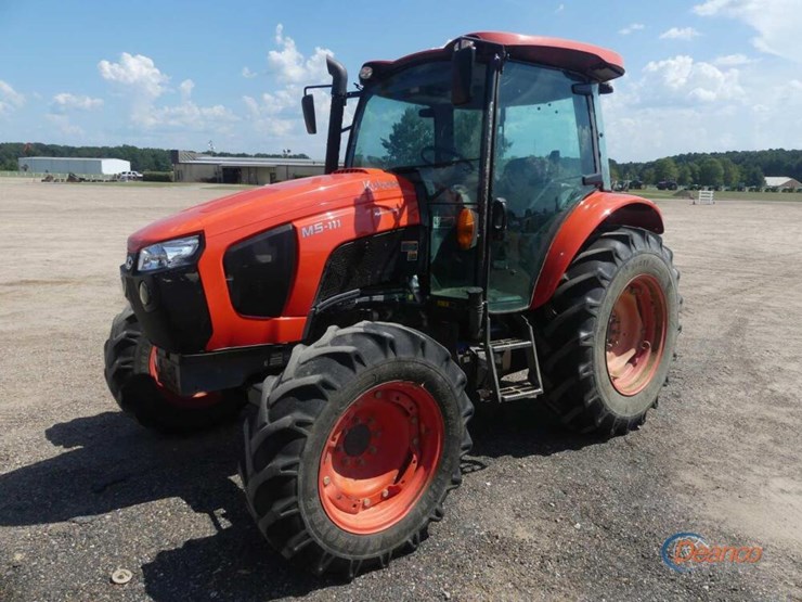 2022-kubota-m5-111d-image-23
