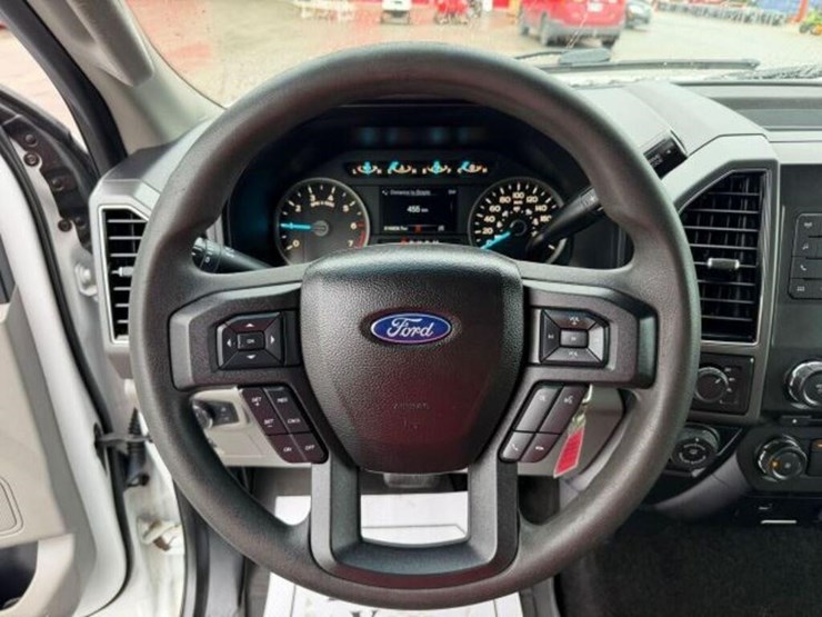 2018-ford-f150-xlt-image-11