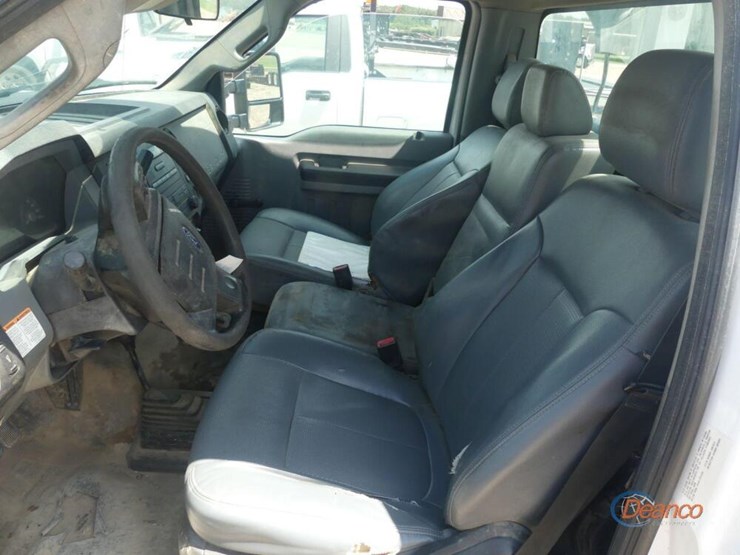 2014-ford-f550-image-10