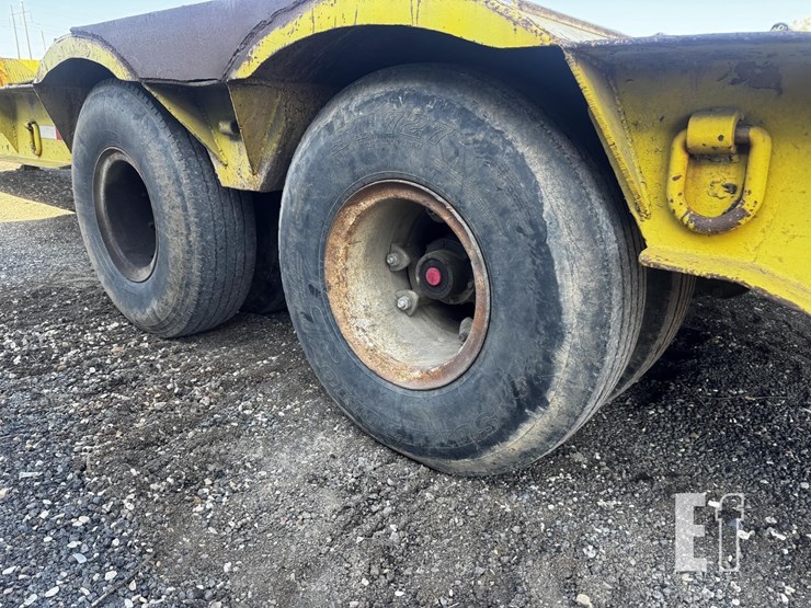 clark-trailer-lowboy-30'-image-13