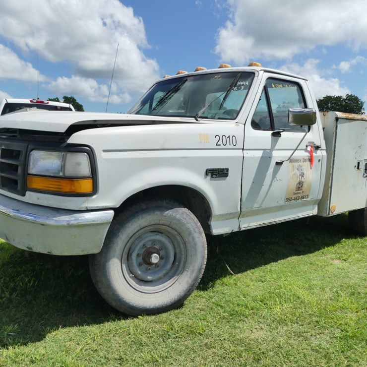 1994 FORD F350 XL