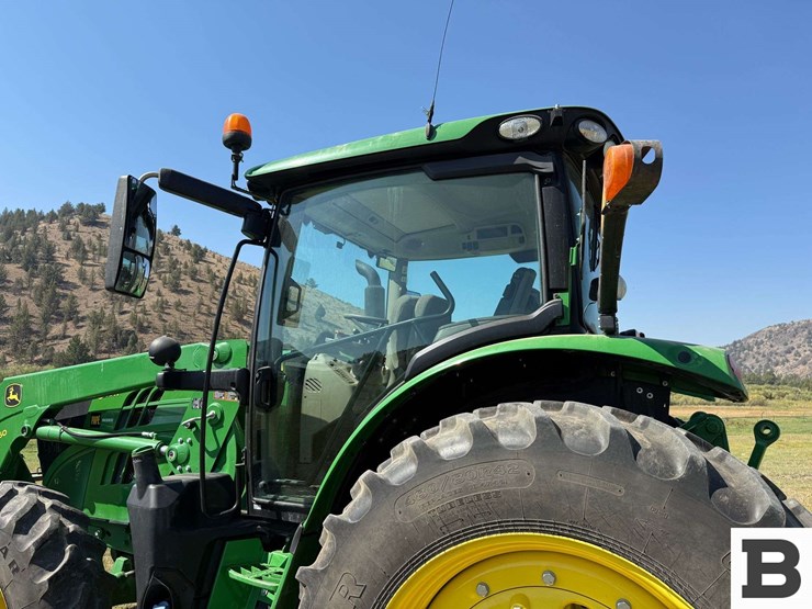 2016-john-deere-6155r-image-37