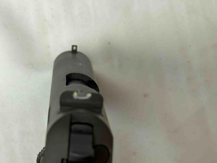colt-m1991a1-45auto-pistol-image-9