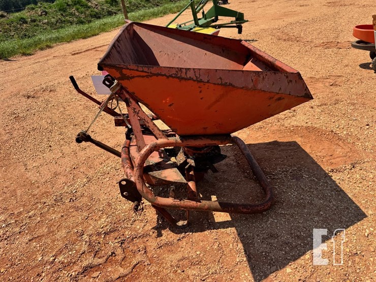 seed-spreader-3ph-7982-image-2