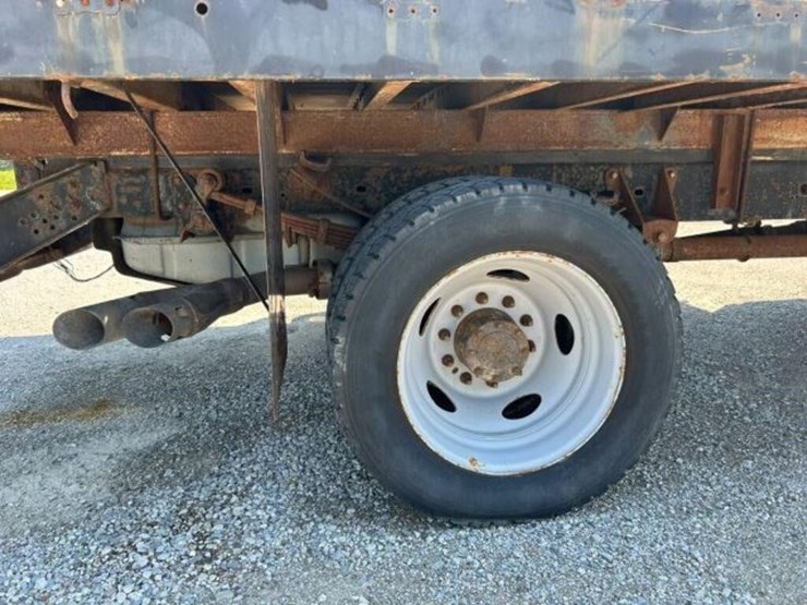 2009-ford-f550-image-54