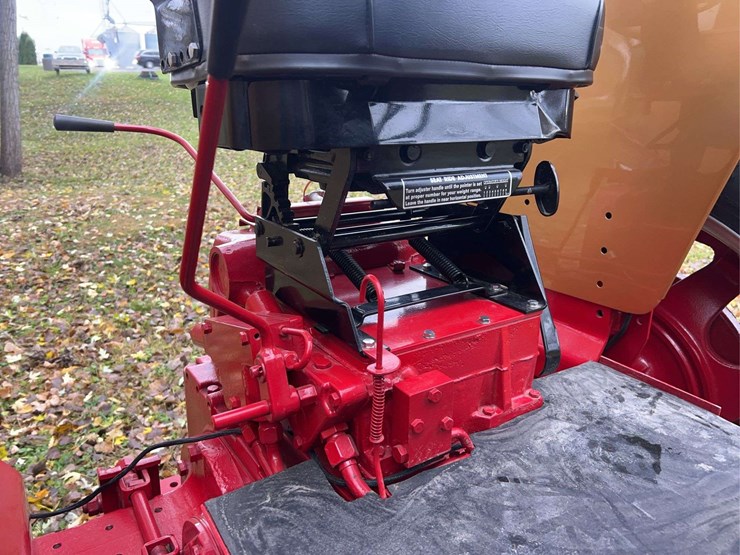 1970-farmall-544-hydro-gas-row-crop-golden-demonstrator-image-34