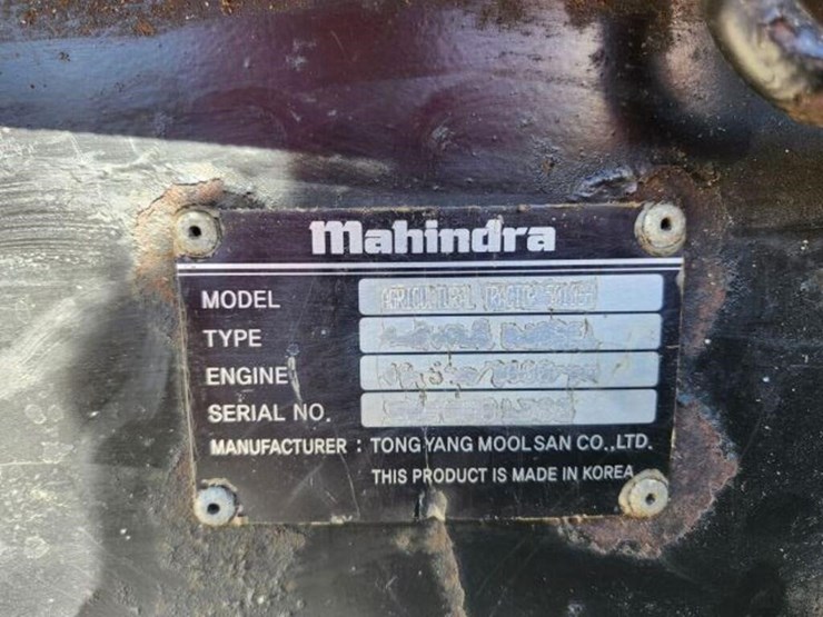 2013-mahindra-5010-hst-image-9