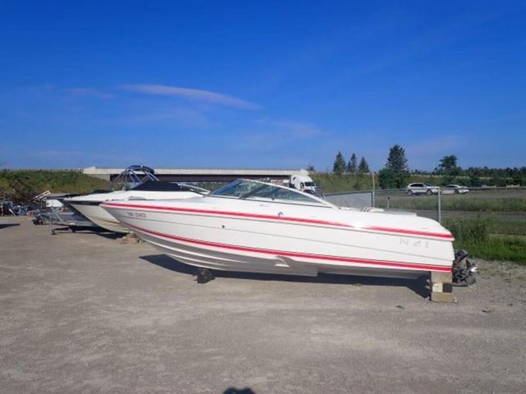 1999-donzi-z22-22-ft-bowrider-dnar1087c999-image-8