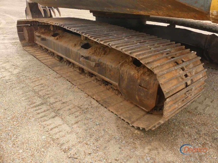 deere-250-p-tier-image-5