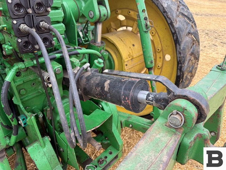 1997-john-deere-8400t-image-38