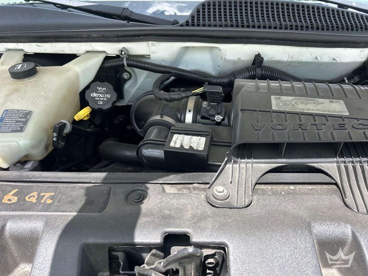 2017-chevrolet-express-3500-image-16