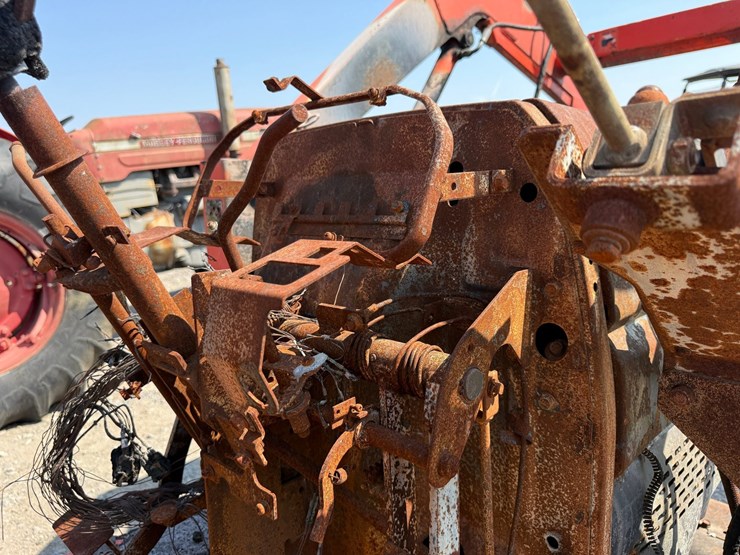 #52917-•-*inop-tractor-inv#52917-image-57