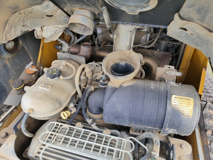 2021-deere-333g-image-9