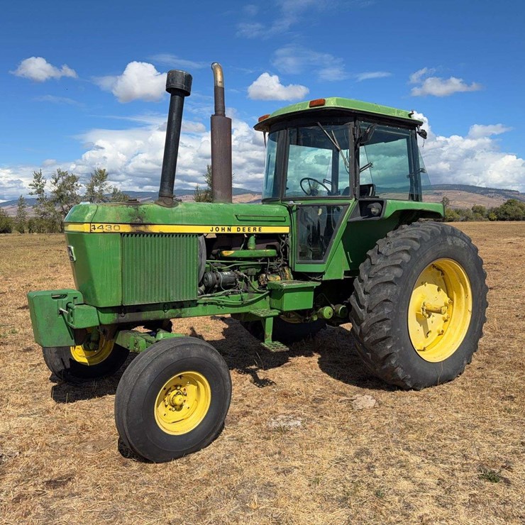 1974 JOHN DEERE 4430