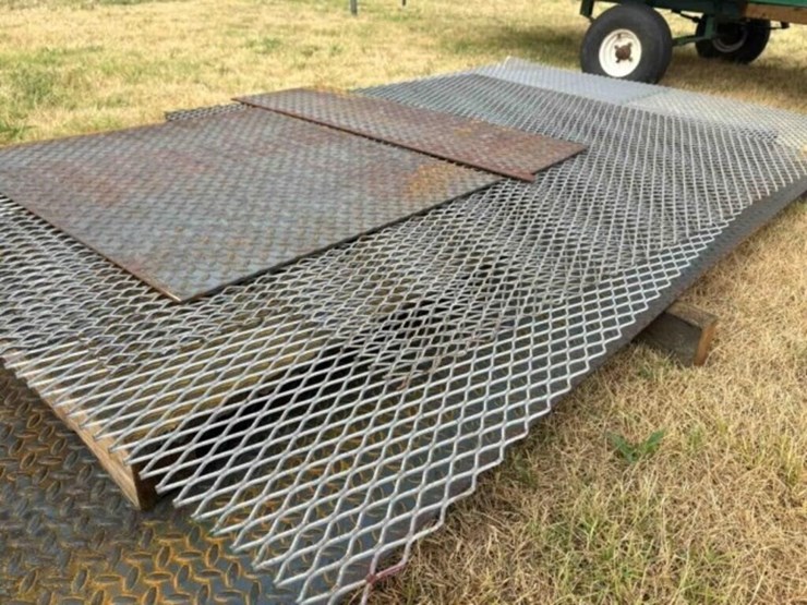8'x4'-diamond-plate-sheet-metal---assort-of-metal-image-4