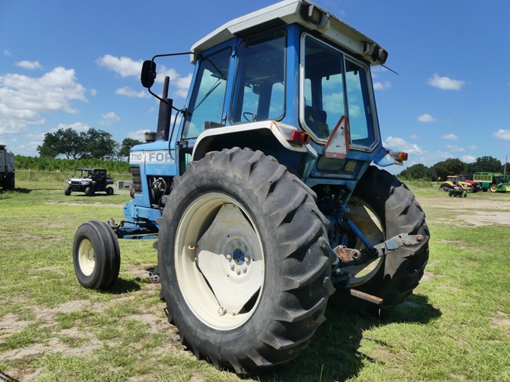 ford-7710-image-4