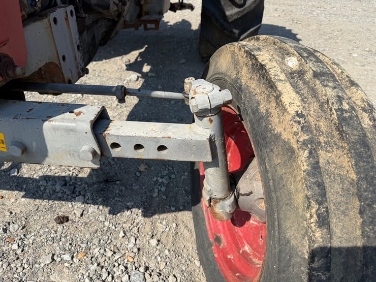 massey-ferguson-85-image-35