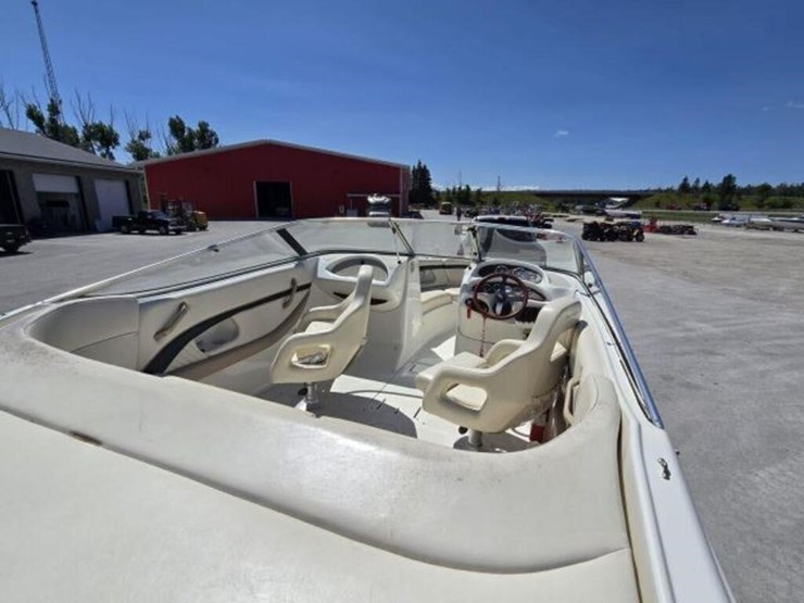 1999-chris-craft-200-br-jp-20-ft-bowrider-us-ccbjr-image-9