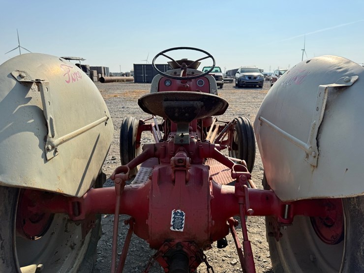 ford-tractor-image-8