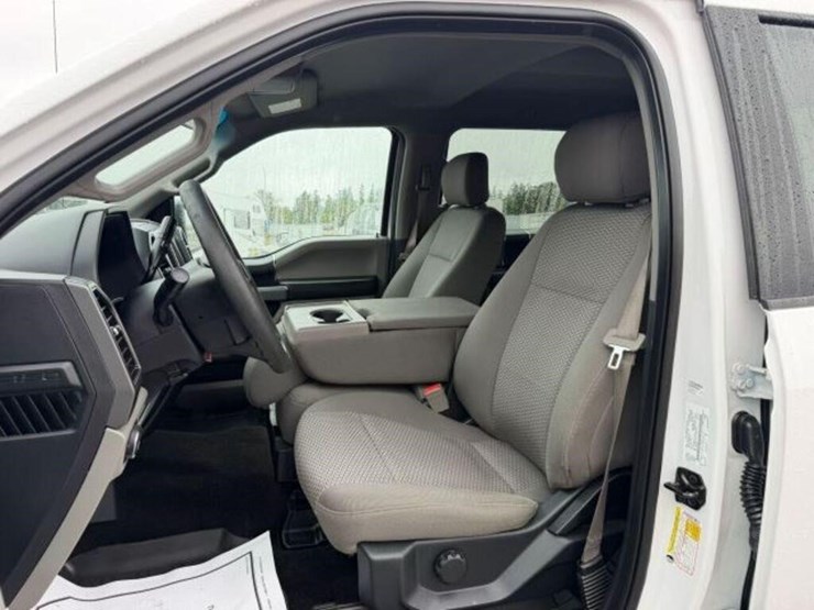 2018-ford-f150-xlt-image-18