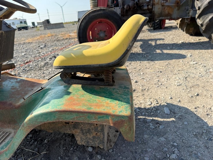 john-deere-130-image-6
