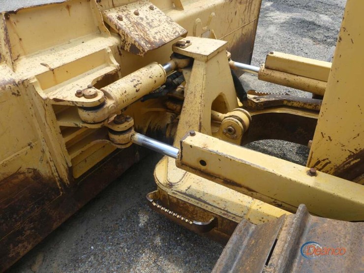 2007-komatsu-d39px-21-image-6