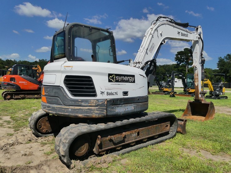 2013-bobcat-e85-image-3