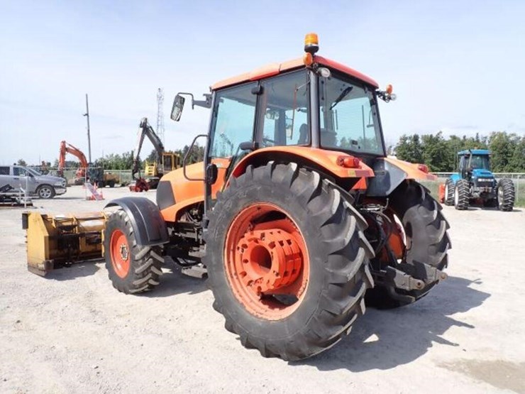 2009-kubota-m135x-image-7