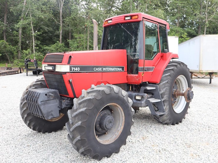 1990-case-ih-7140-image-1