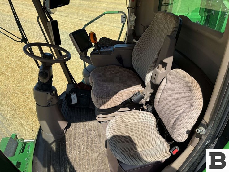 2014-john-deere-s660-image-82