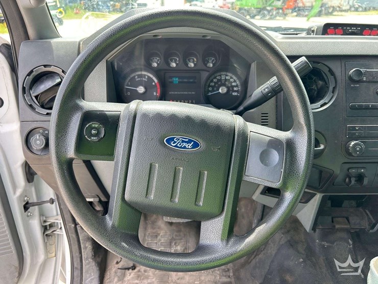 2016-ford-f550-image-16